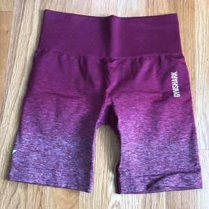 Gymshark Adapt Ombre Shorts raspberry